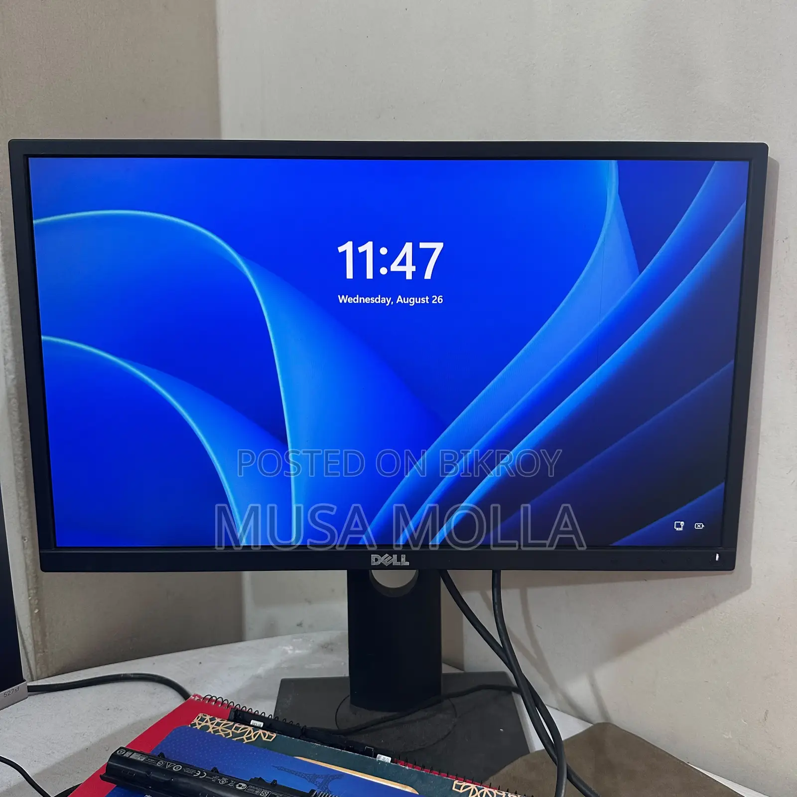 Dell P2217H 22" Full HD IPS Monitor - Fully Adjustable Stand