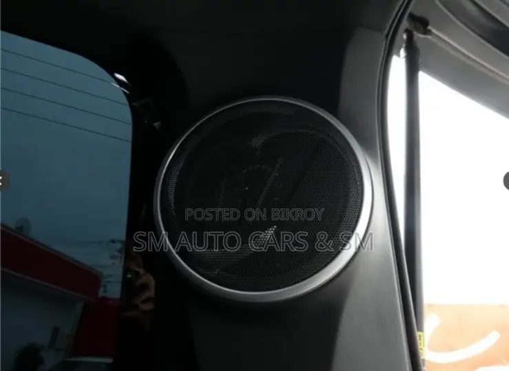 Toyota HiAce 2024 Black