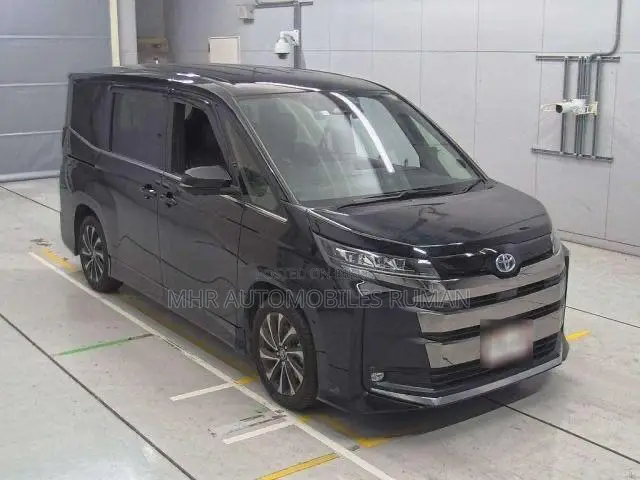Toyota Noah 2022 Black