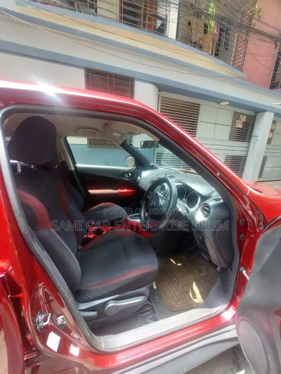 Nissan Juke 2012 Red