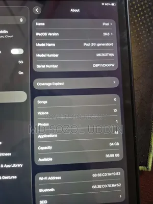 Apple iPad 9.7 64 GB Gray