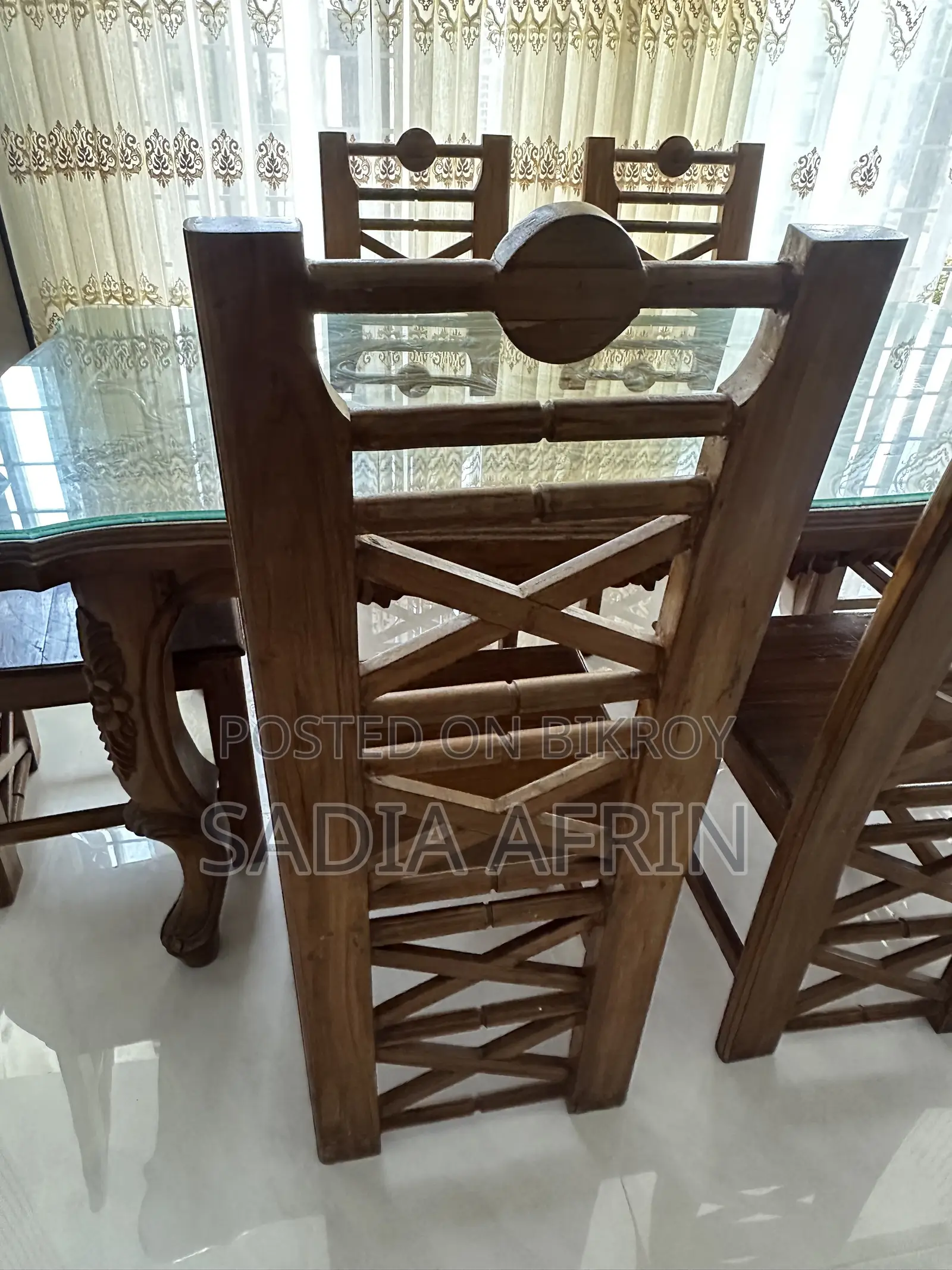 Dinning Table