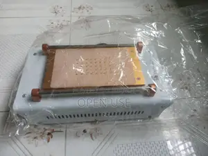 Triangel CP-201 LCD Screen Separator Machine