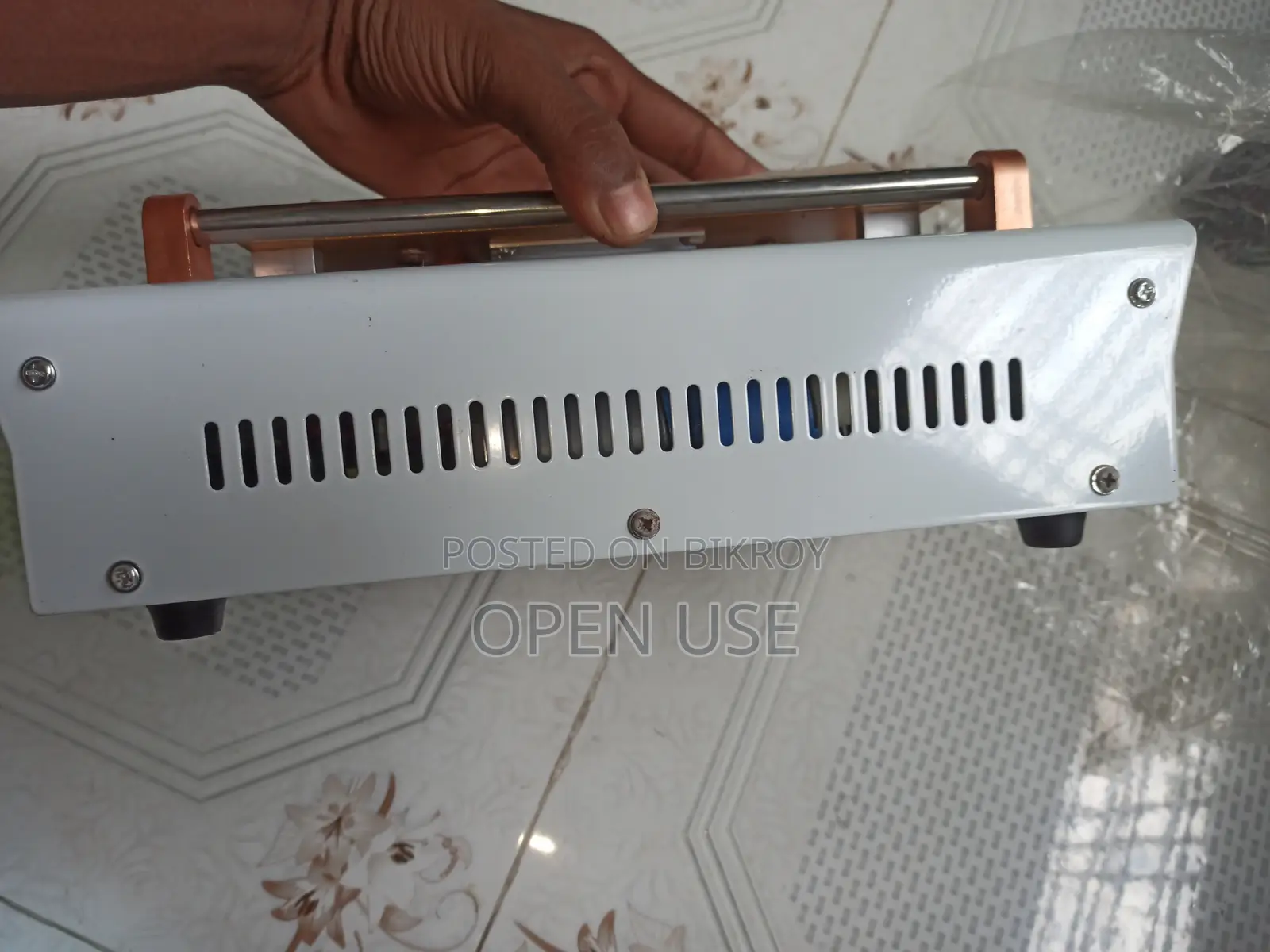 Triangel CP-201 LCD Screen Separator Machine