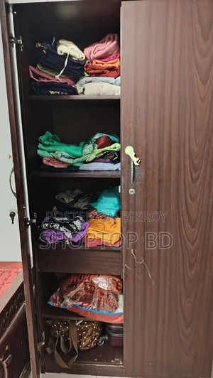 আলমারি বিক্রয়