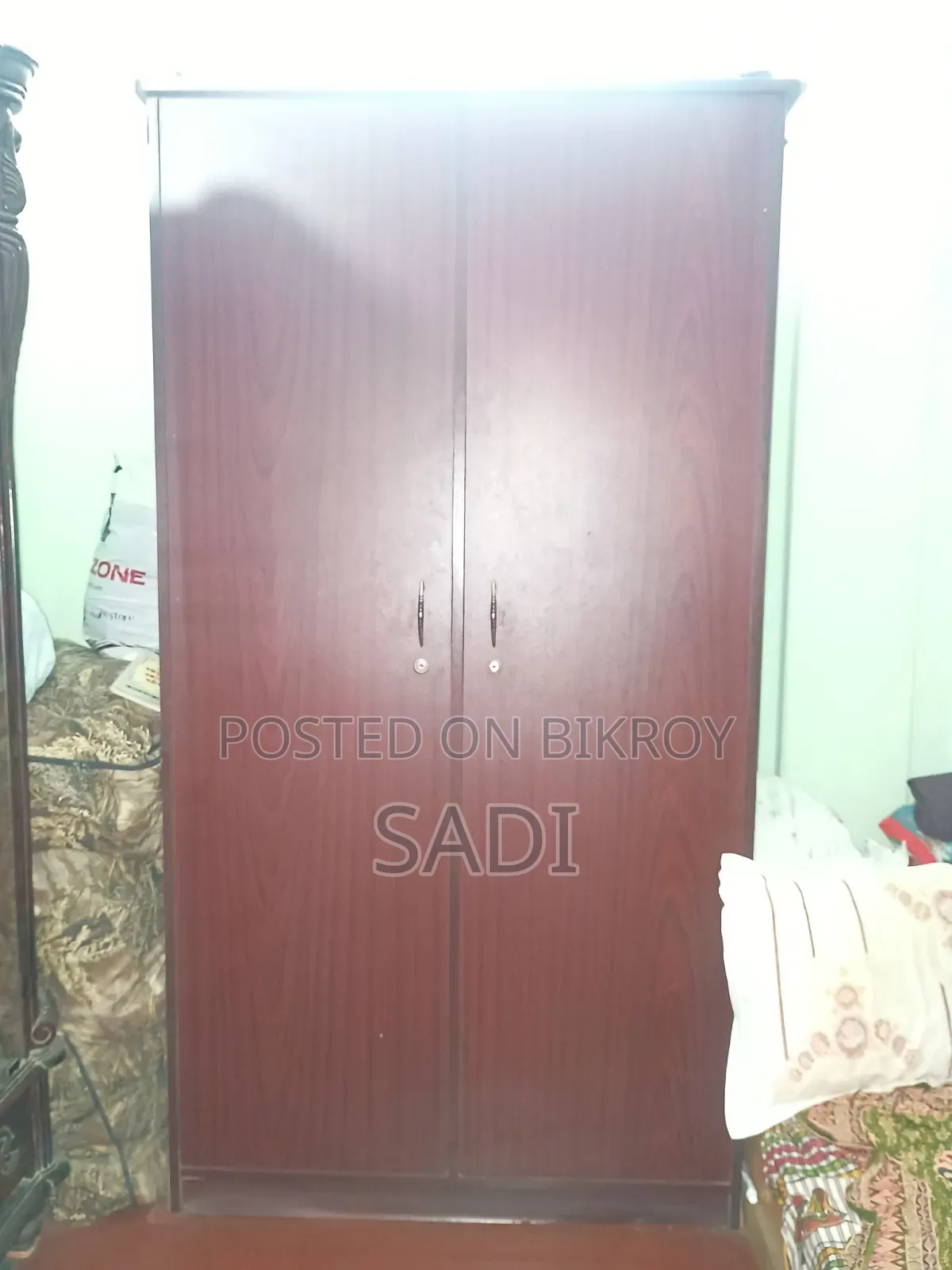 Wood Almari