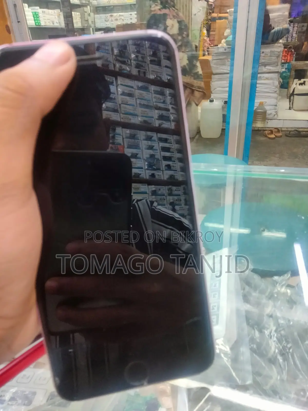 Apple iPhone 8 Plus 64 GB Red