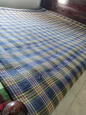 খাট ৫/৭ (তোশক, ম্যাট্রেস সহ)