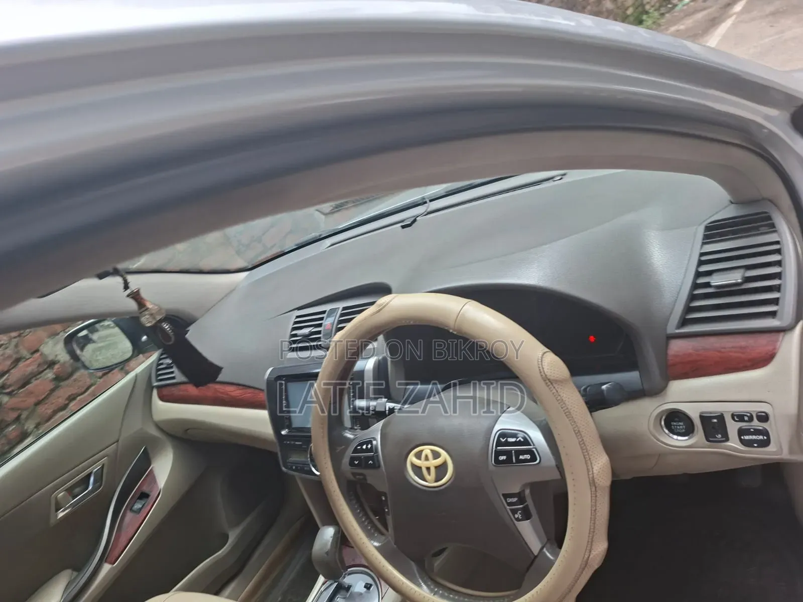 Toyota Premio 2010 Silver