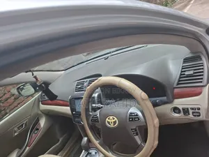 Toyota Premio 2010 Silver