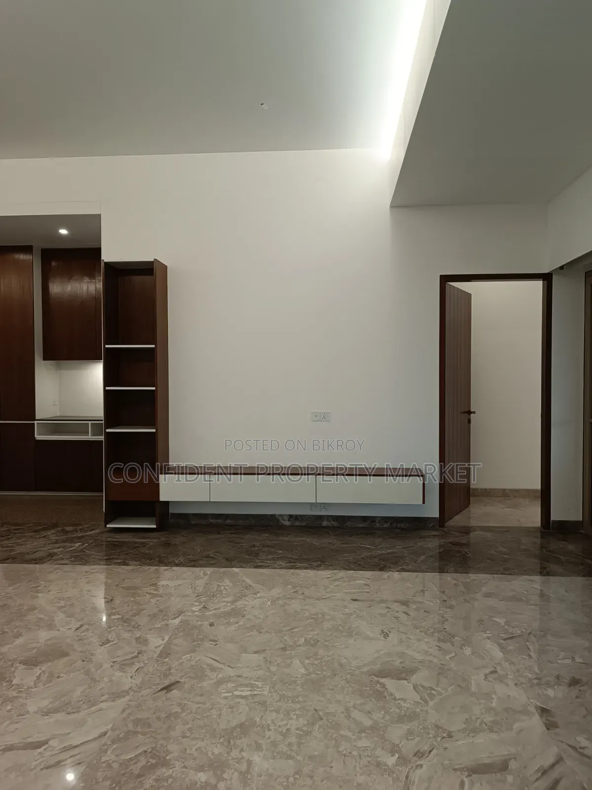 4bdrm Apartment in Baridhara for rent