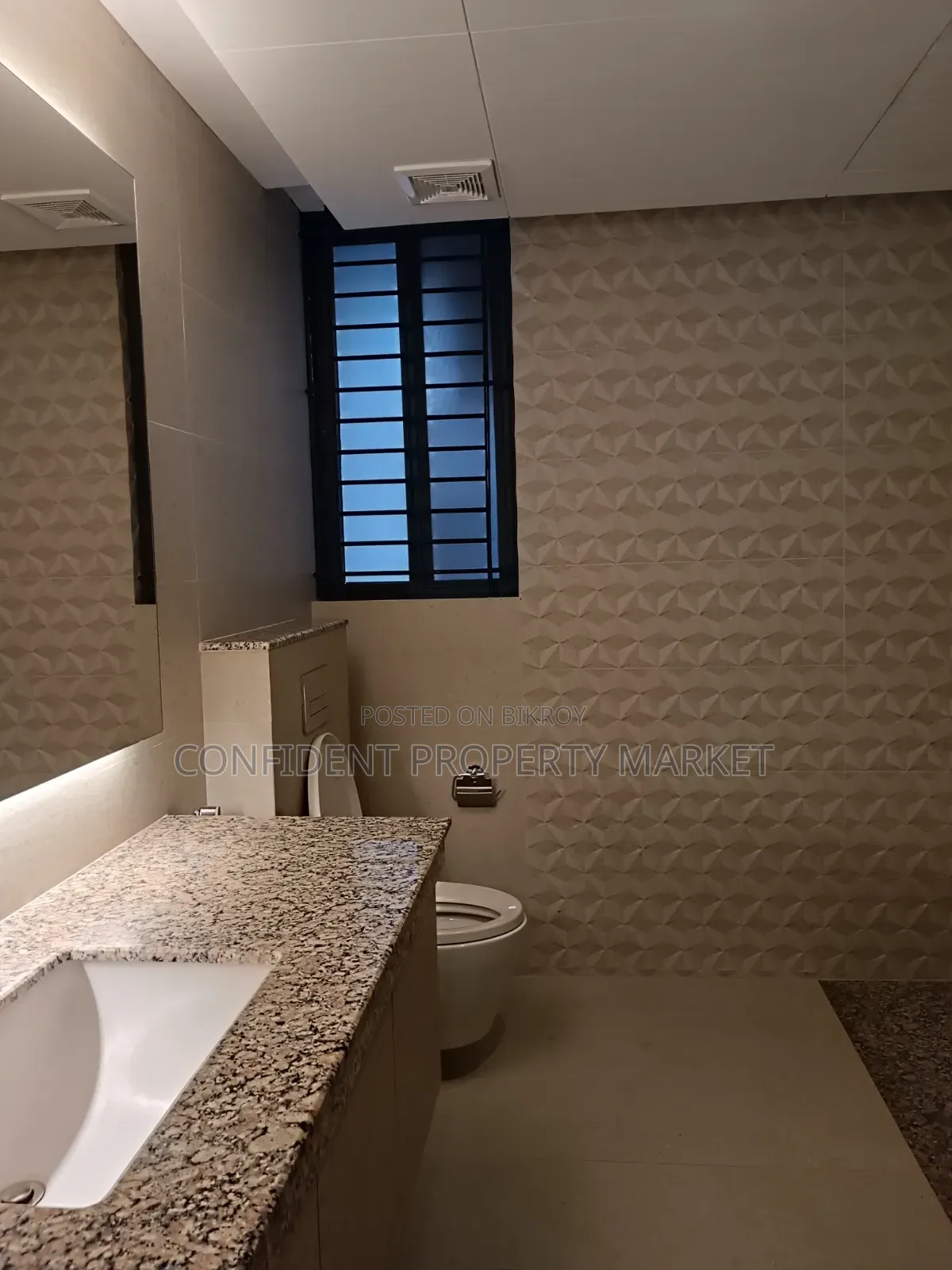 4bdrm Apartment in Baridhara for rent