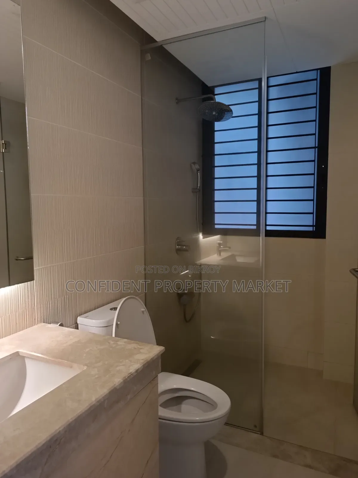 4bdrm Apartment in Baridhara for rent