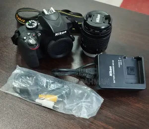 Nikon D 3300 | Lens 18-55 | 24 Megapixel
