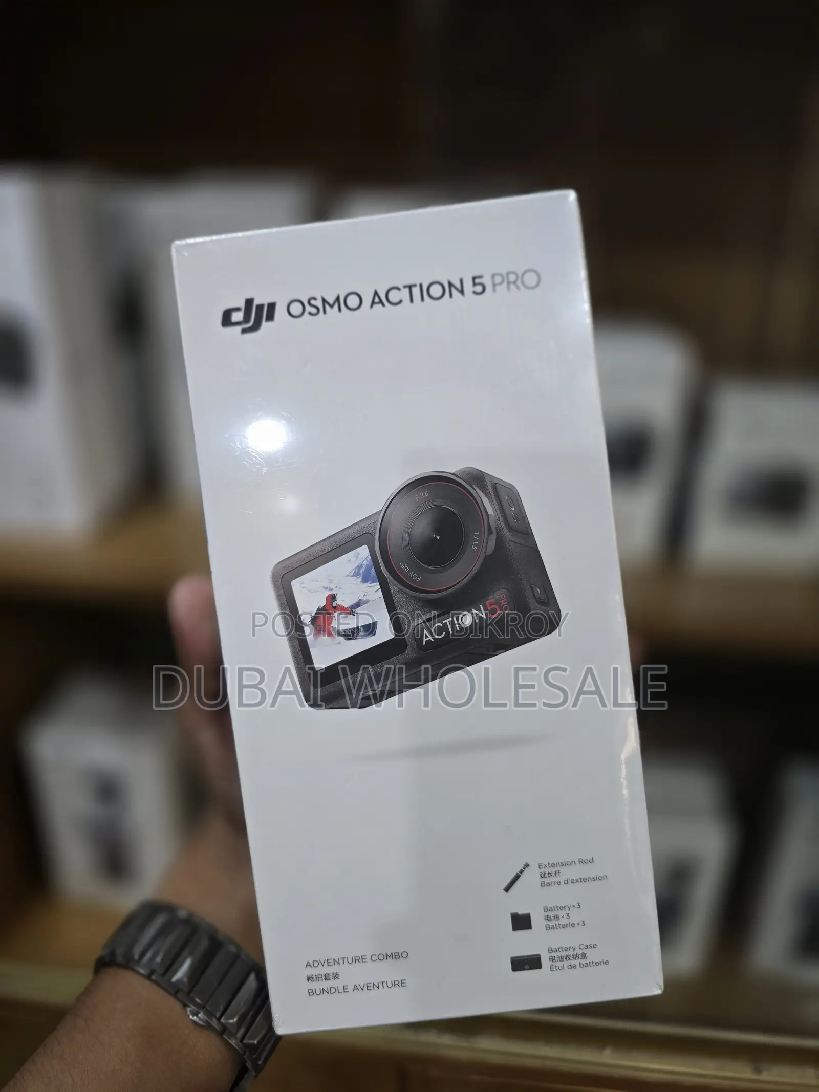 DJI Osmo Action 5 Pro Adventure Combo