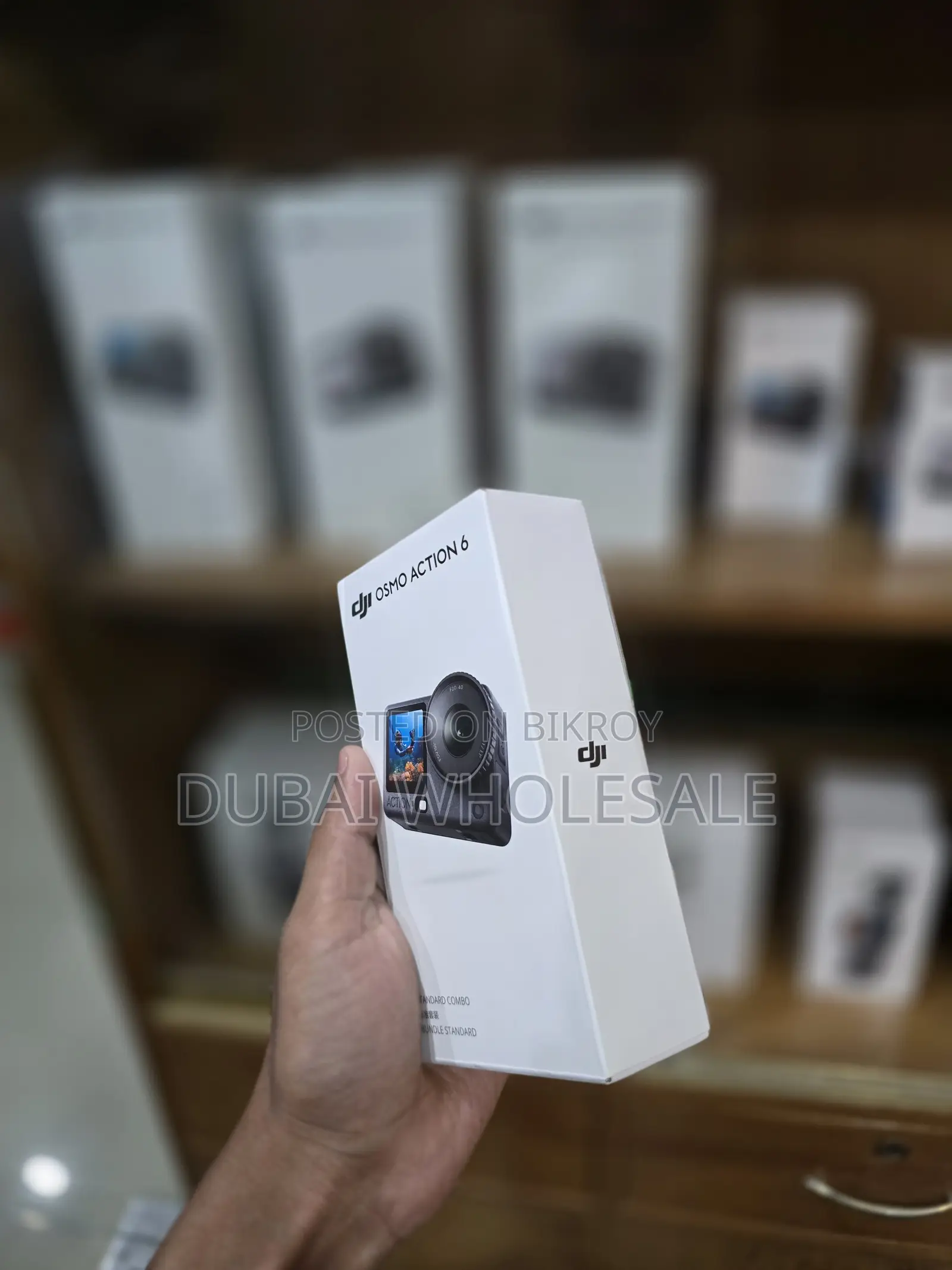 DJI Osmo Action 6 Standard Combo