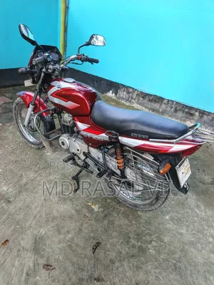 Bajaj CT 100 2014 Red