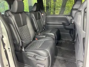 New Toyota Voxy Hybrid S-G 2WD 7-Seater 2026 Pearl