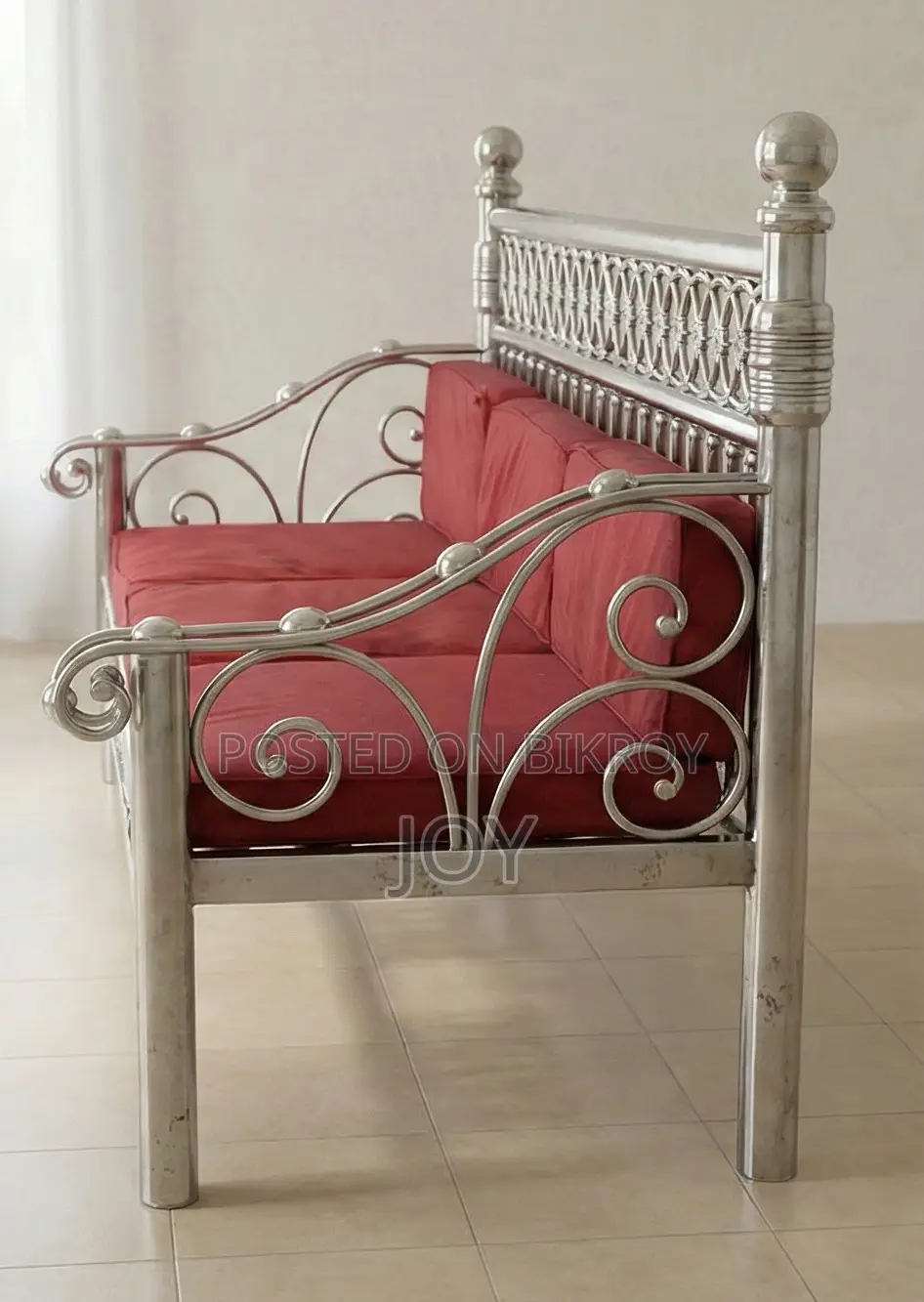 সিঙ্গেল ৩-সিটের Stainless Steel (SS) সোফা বিক্রি হবে