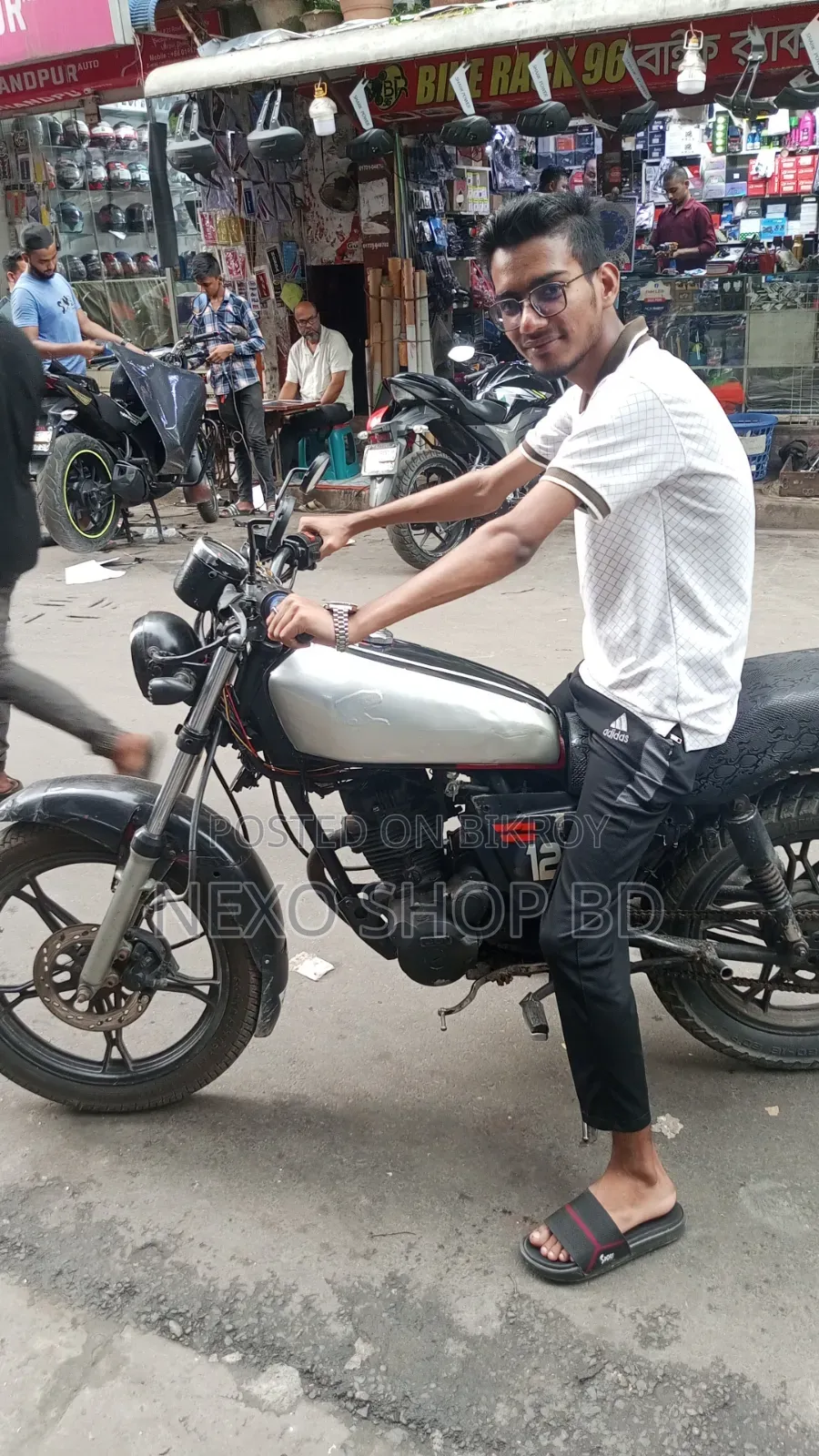 1995 Silver Motorcycle