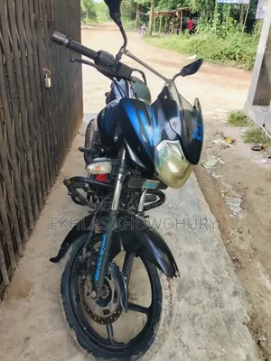 Bajaj Discover 150 2013 Black