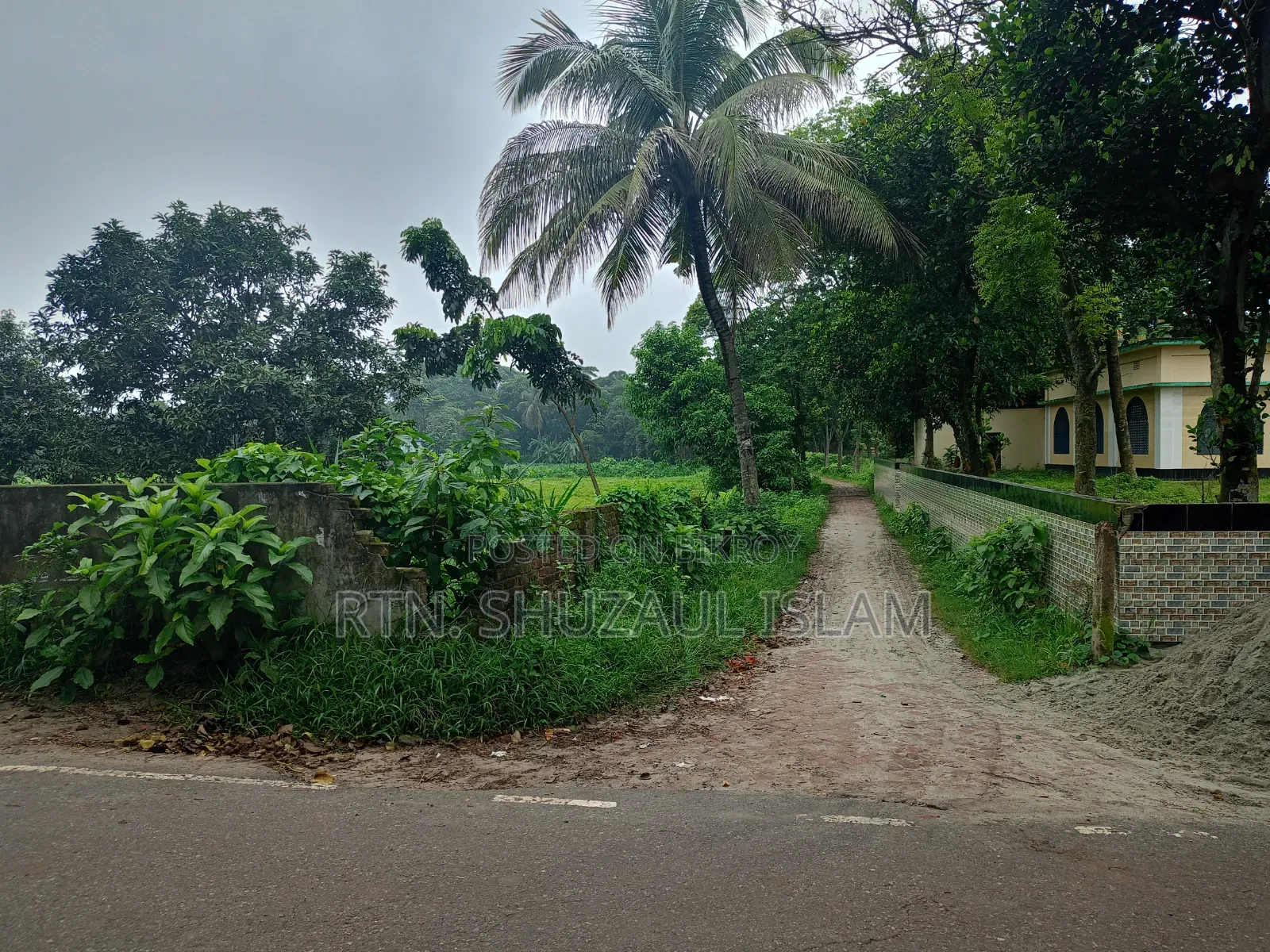 জমি বিক্রয় হবে। আবাসিক ও বানিজ্যিক জমি।