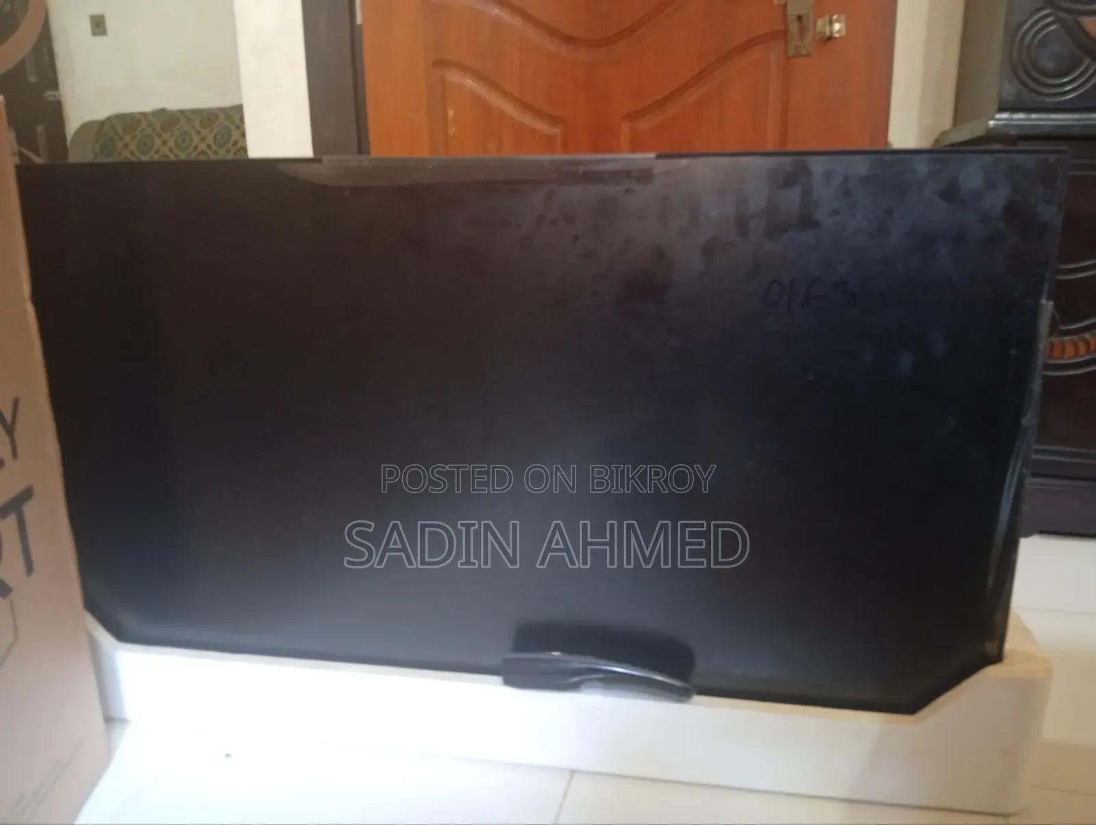 43 Inch 2k TV Display Penal Somosha
