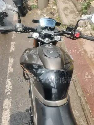 Hero Xtreme 160R 4V 2026 Gray