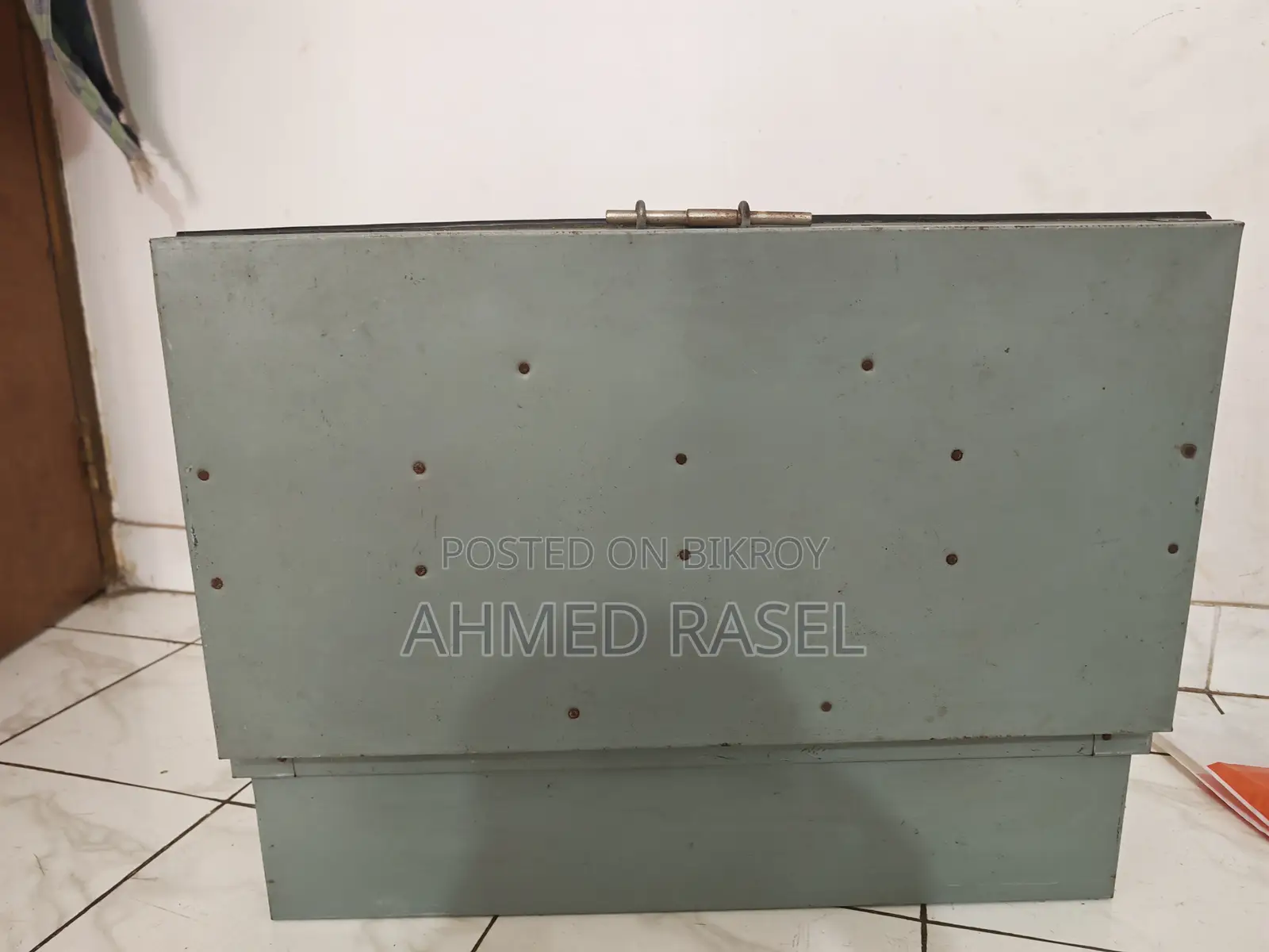 লোহার স্টোরেজ বক্স/ট্রাঙ্ক (Metal Trunk)