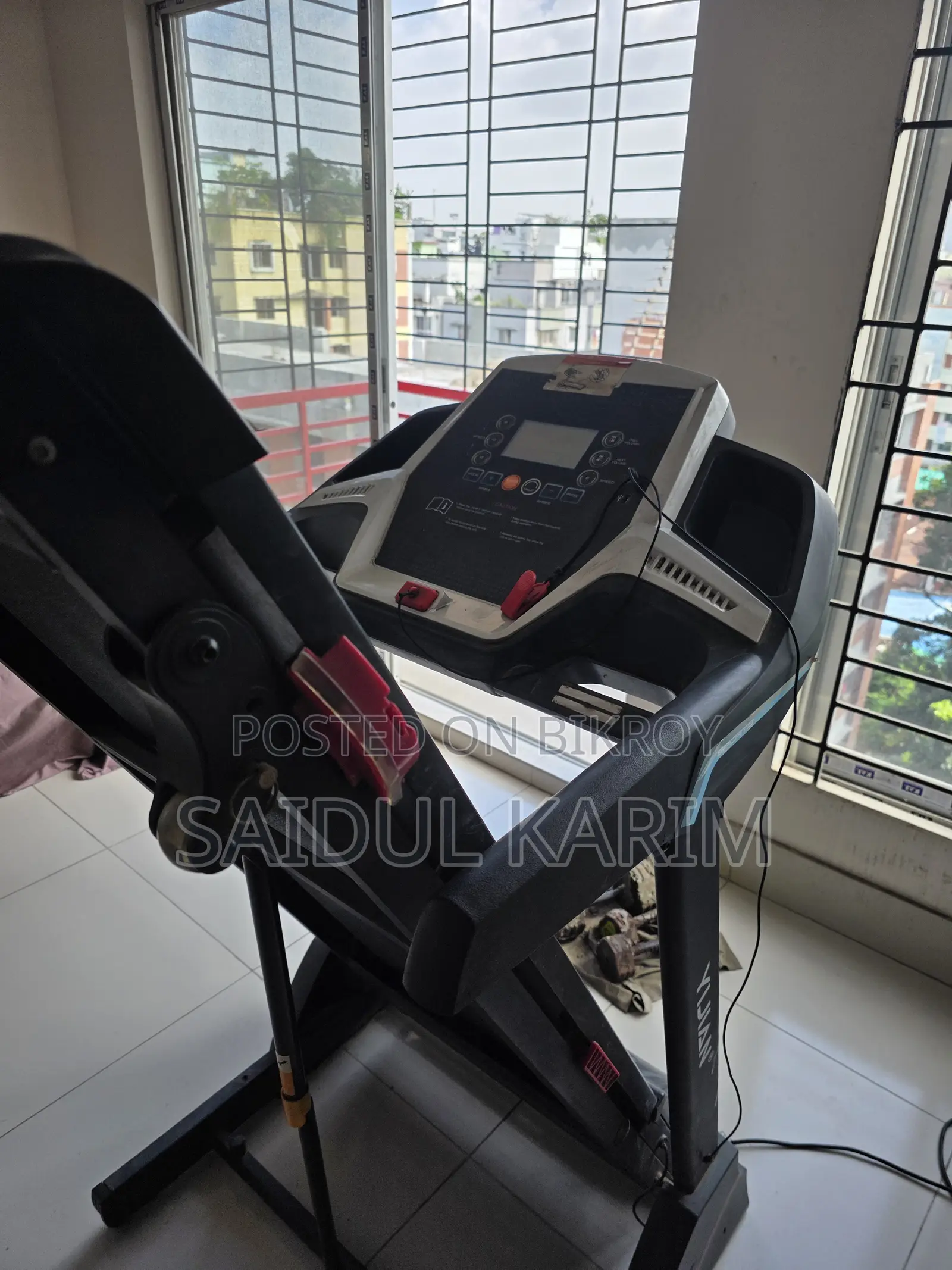 YIJIAN Motorized Treadmill Model: DK-40AA-P1