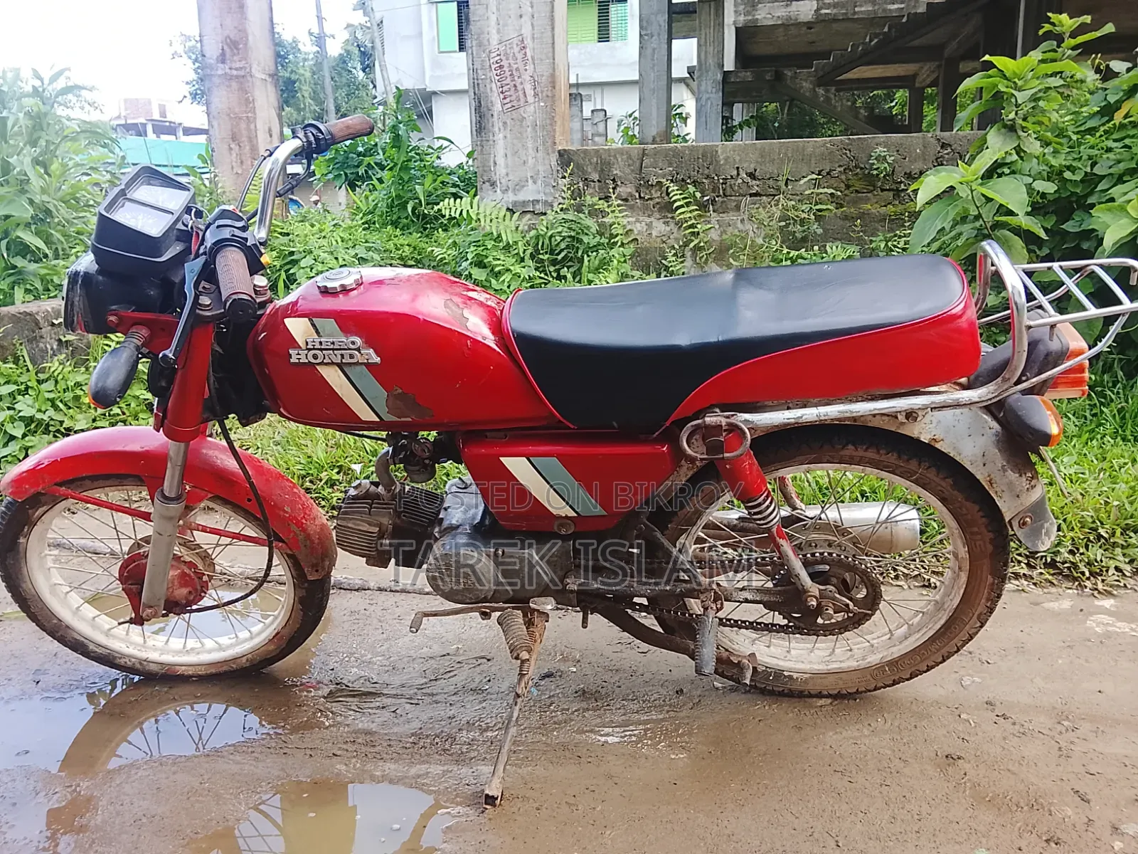 Honda 2007 Red