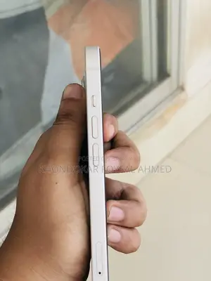 Apple iPhone 13 128 GB White