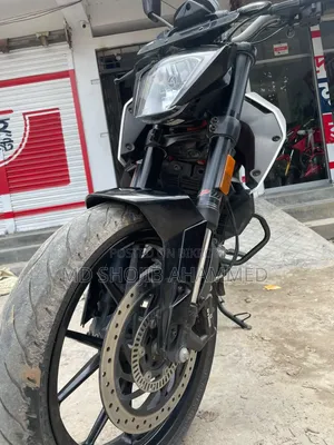 KTM Duke 125 2023 White