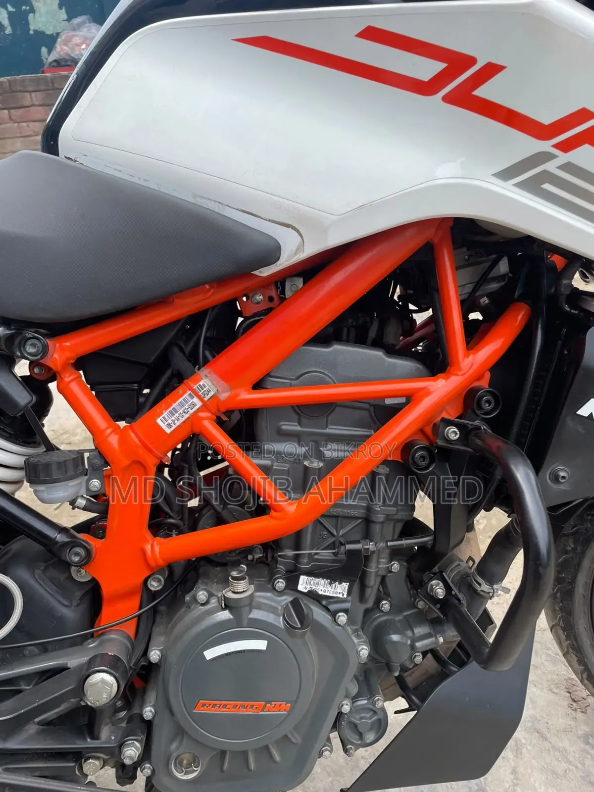 KTM Duke 125 2023 White