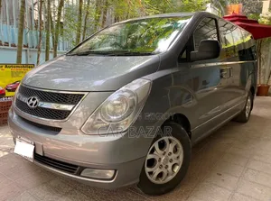 Hyundai H300 2013 Silver