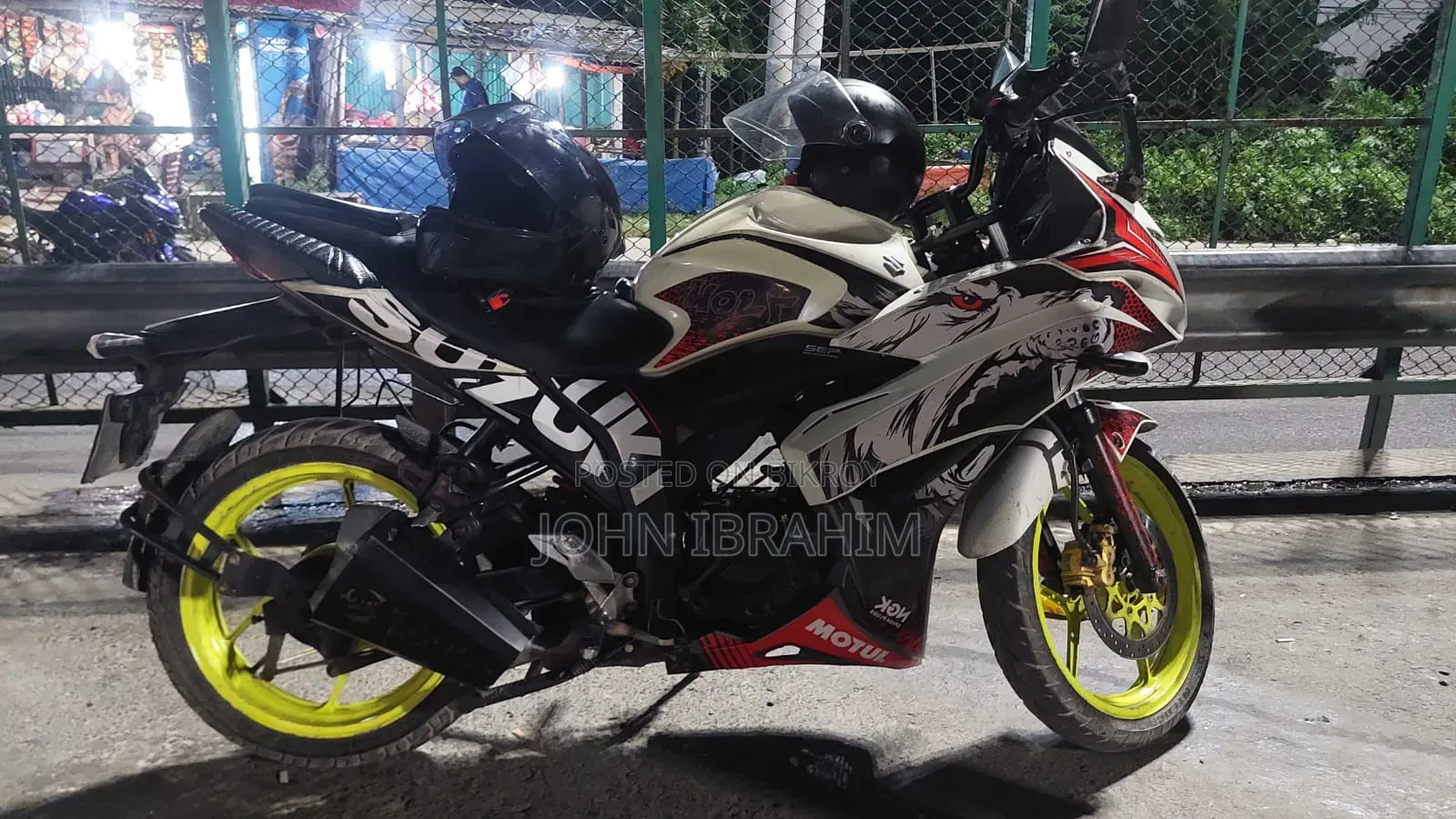 Suzuki Gixxer SF 2016 White