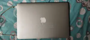 Laptop Apple MacBook Air 2017 8GB Intel Core i5 SSD 256GB