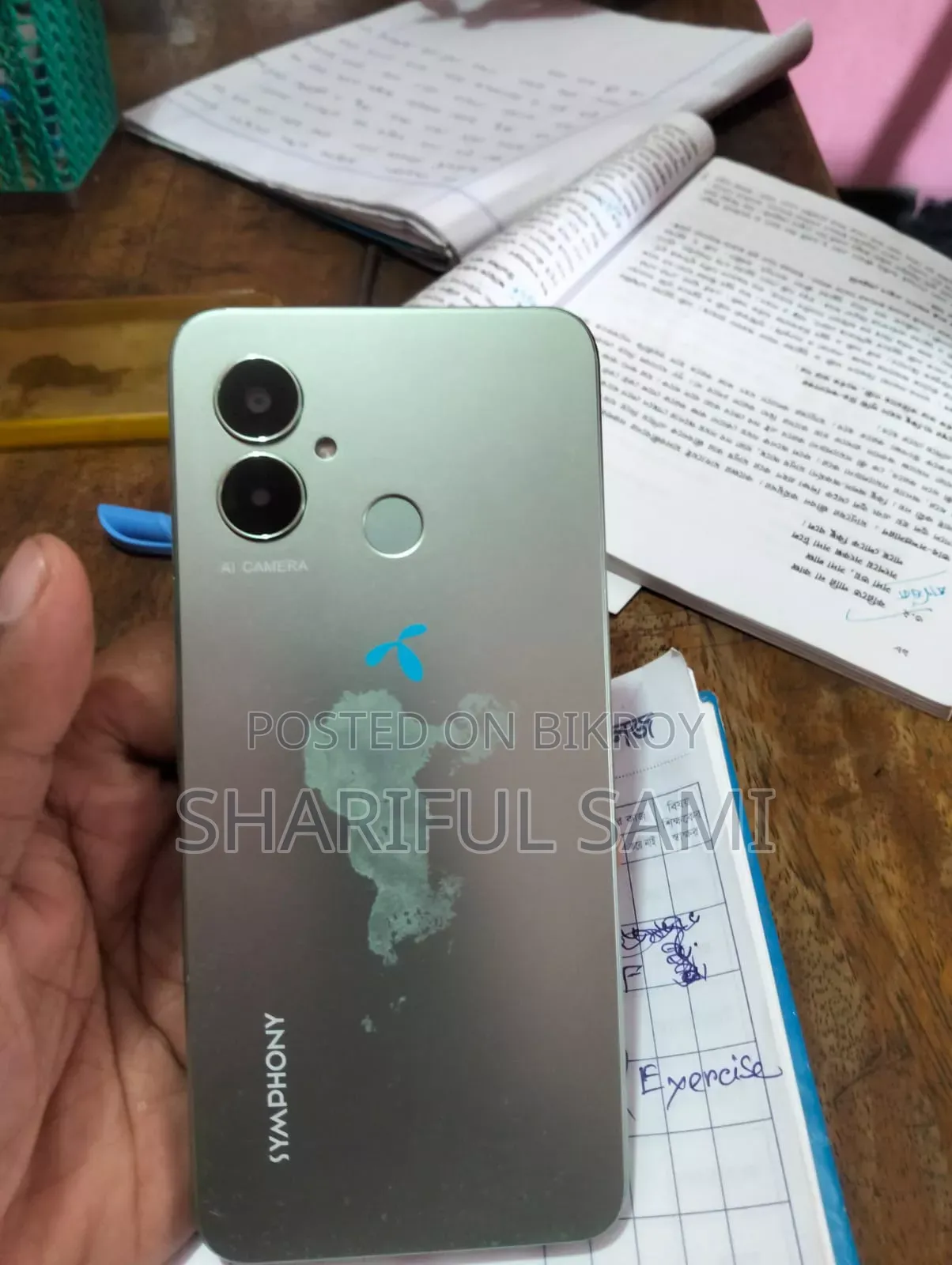 Symphony G26 32 GB Silver