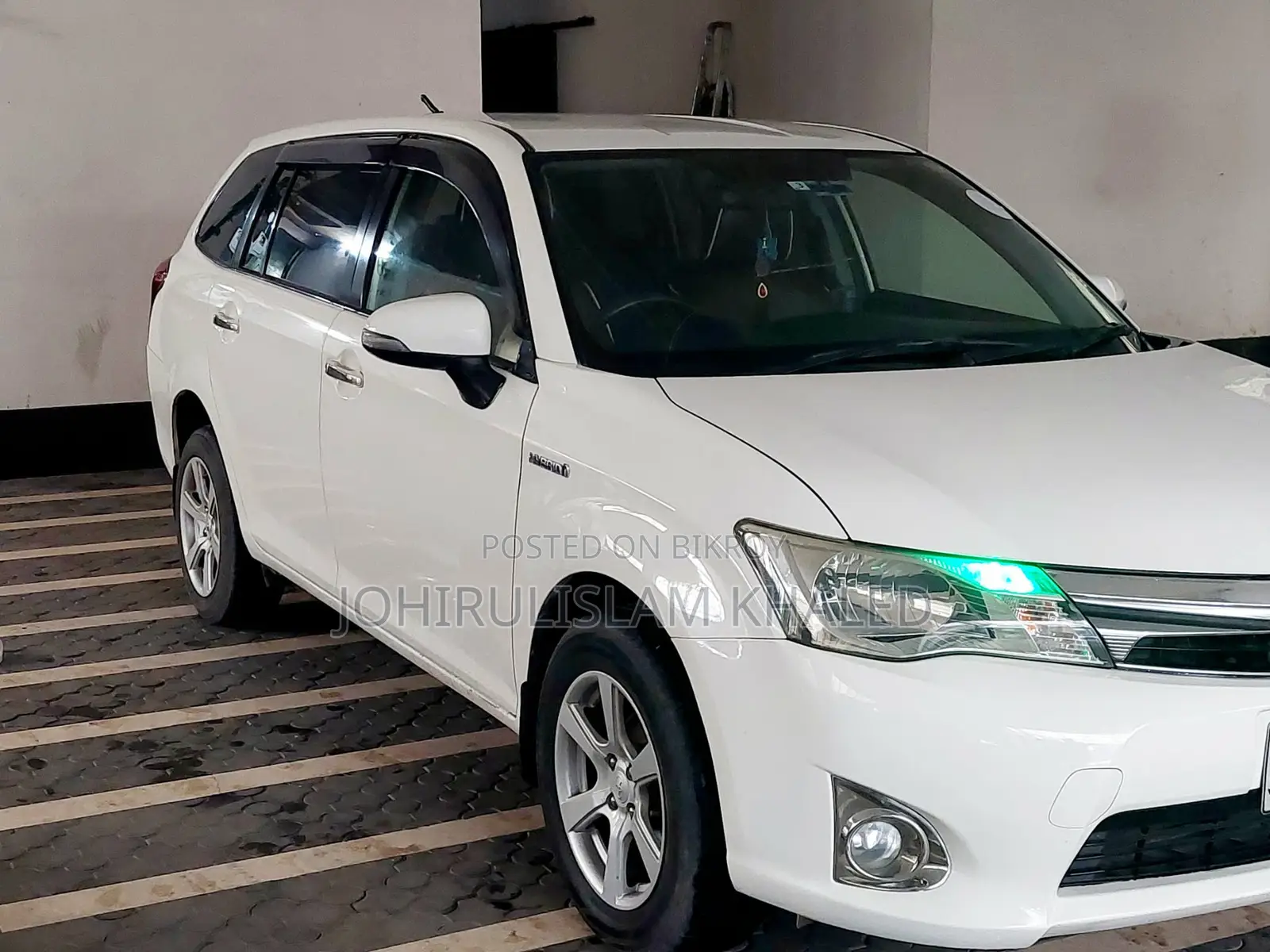 Toyota Axio 1.5 Hybrid 2WD 2015 White