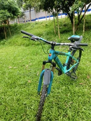 Akiz Hi Speed 24" Gear Cycle – Fresh Condition, Only 6 Months Used |