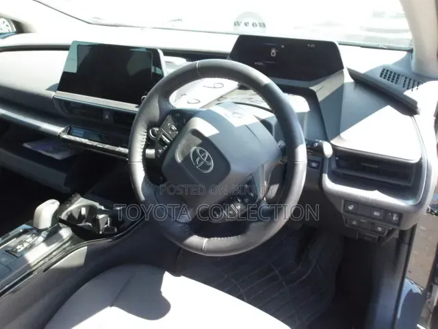 Toyota Prius 2023 Gray
