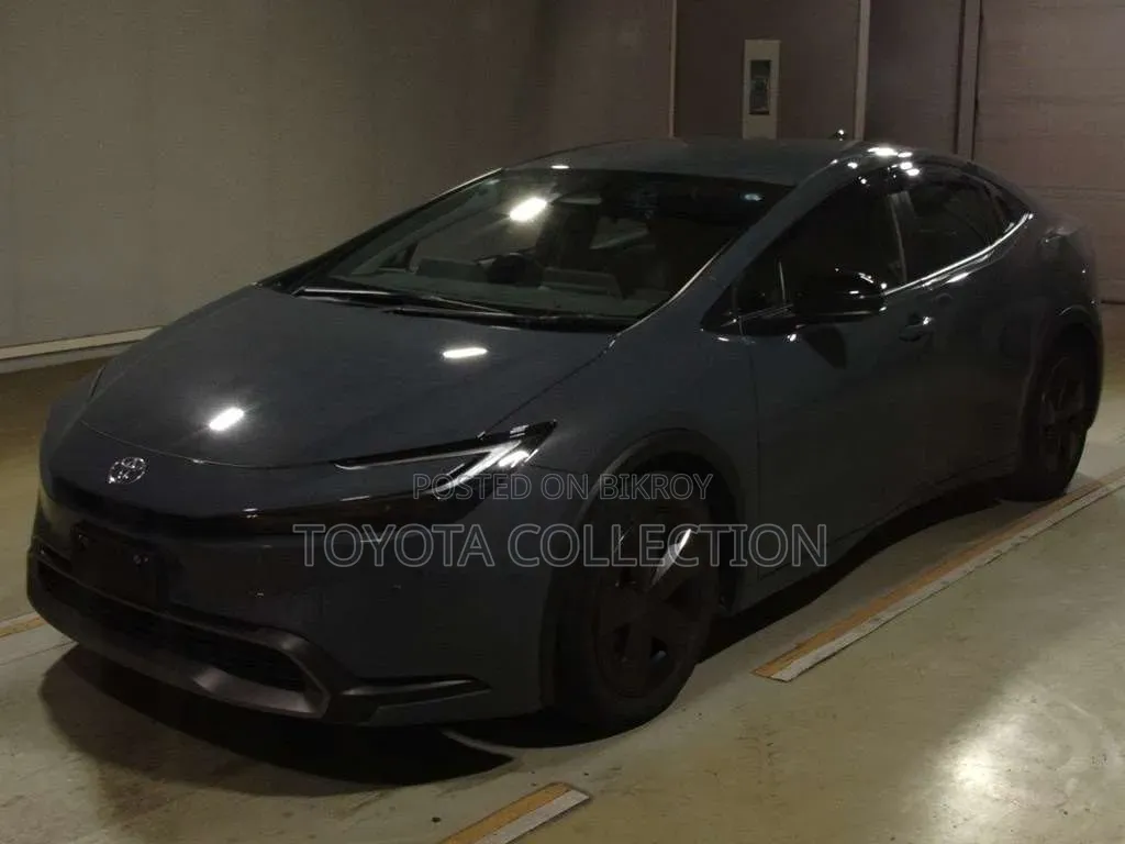 Toyota Prius 2023 Gray