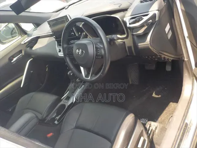 Toyota Corolla Cross 2022 Pearl
