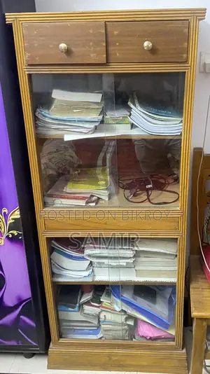 Teak Wood Showcase / Bookshelf