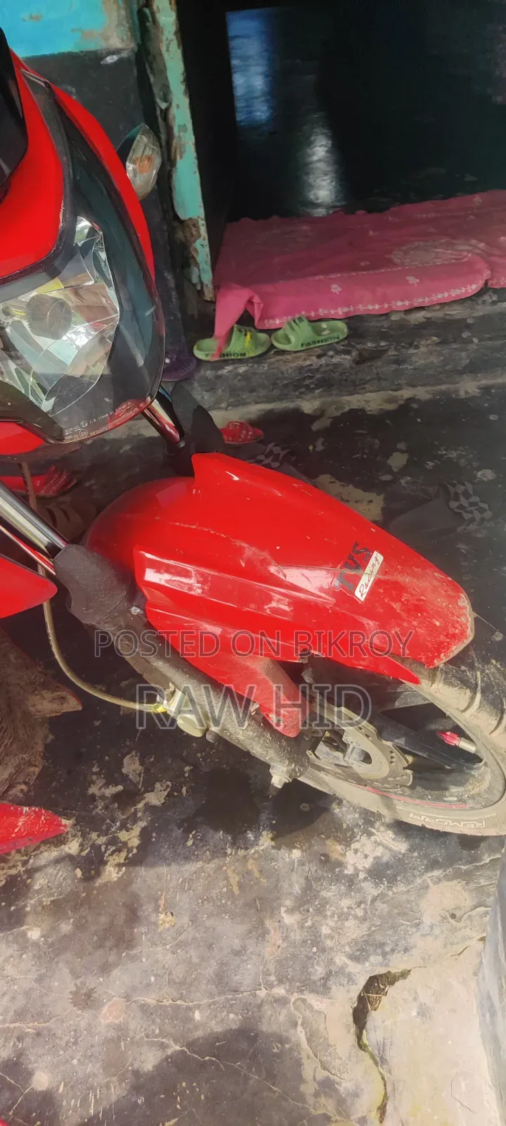 New TVS Apache 160 4V 2018 Red