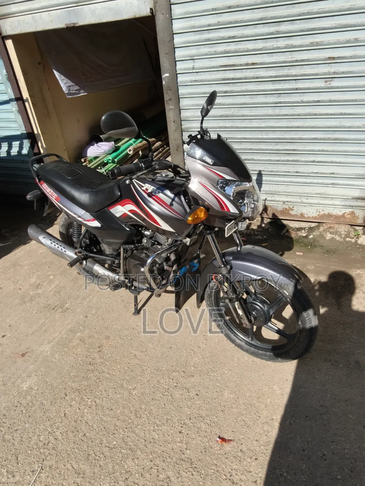 TVS Metro 2015 Gray