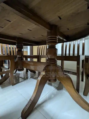 Dining Table With 6 Seats (Segun)