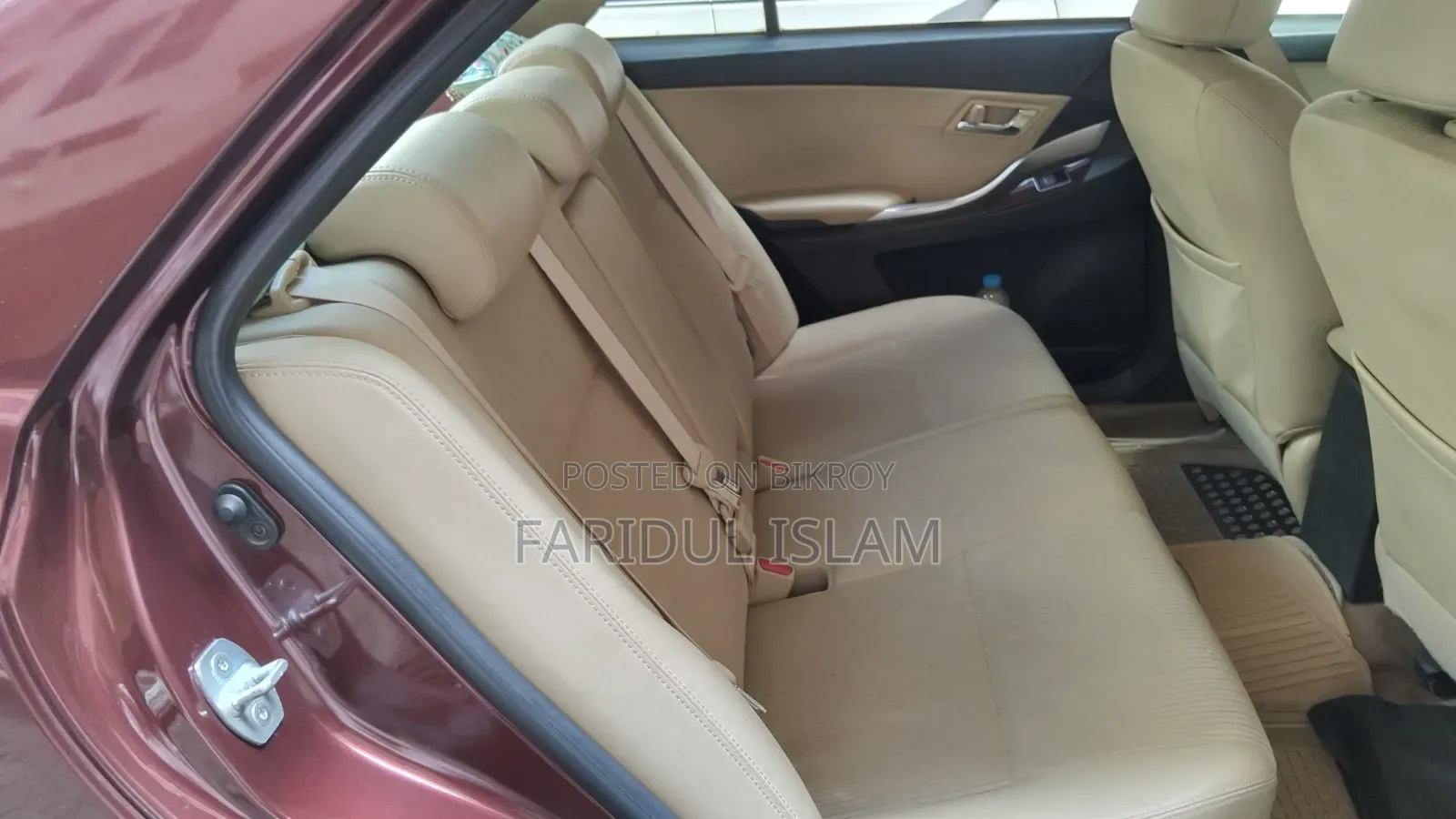 Toyota Premio 2018 Maroon