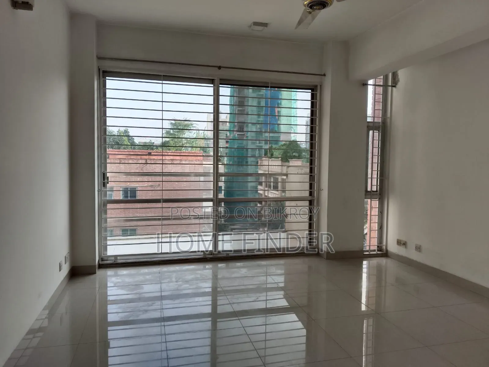 4bdrm Apartment in Gulshan for rent