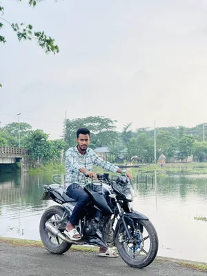 TVS Apache RTR 160 4V 2021 Black